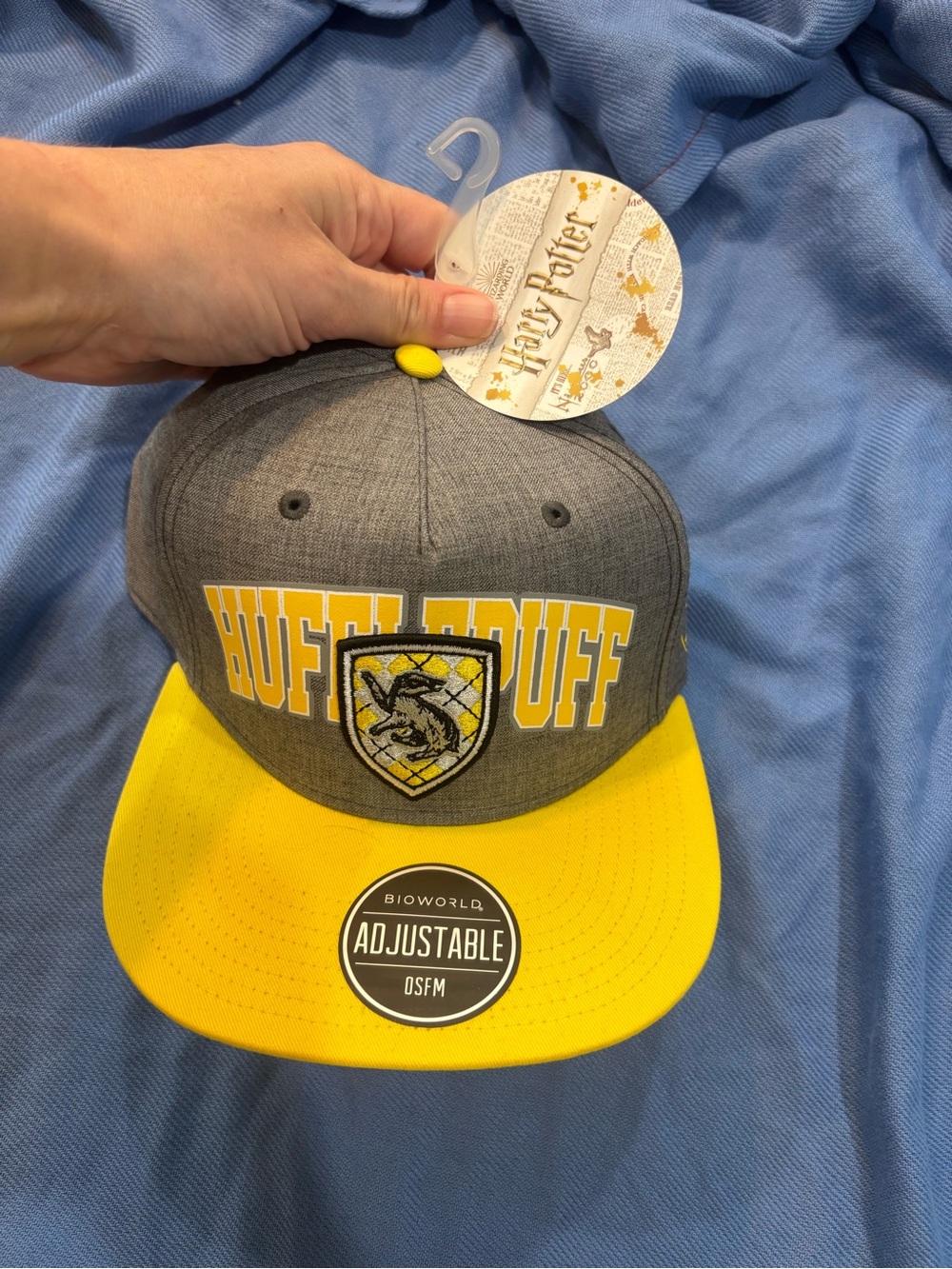 Harry Potter Hufflepuff Grey & Yellow Snapback Hat - Bioworld
